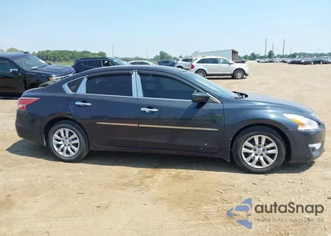 2015 Nissan Altima 2.5 S из США, поврежденный, VIN 1N4AL3AP1FN381951
